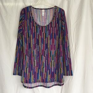 NWOT Lynnae shirt, size M, by LuLaRoe